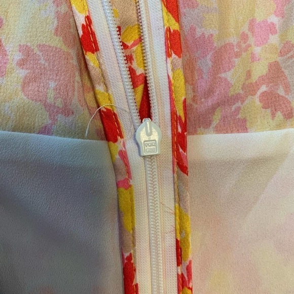 Lini Pink Amalia V Neck Midi Dress Size XS - Picture 12 of 12